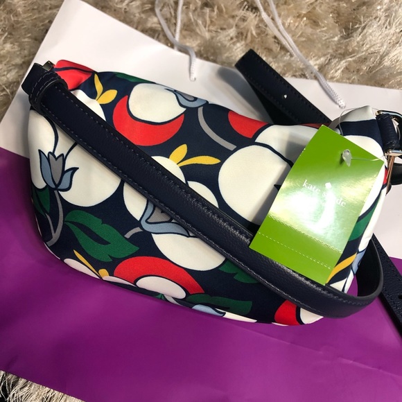 ♠️Kate Spade♠️ Dawn Breezy Belt Bag - Picture 7 of 8